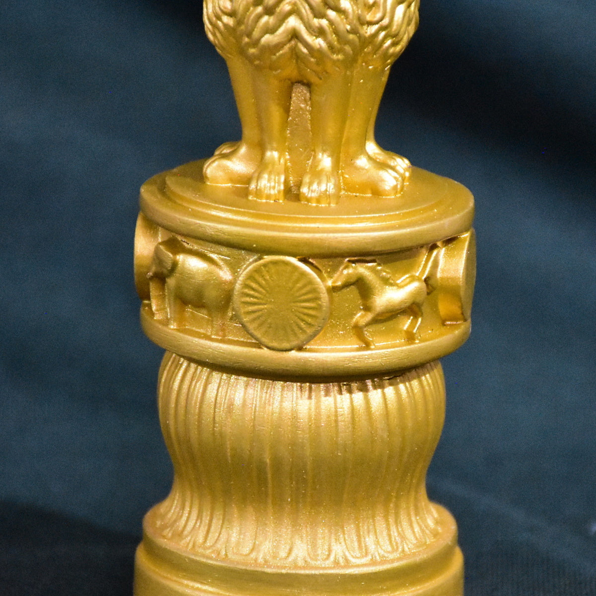 Ashoka Pillar Polyresin Statue (5 inch)