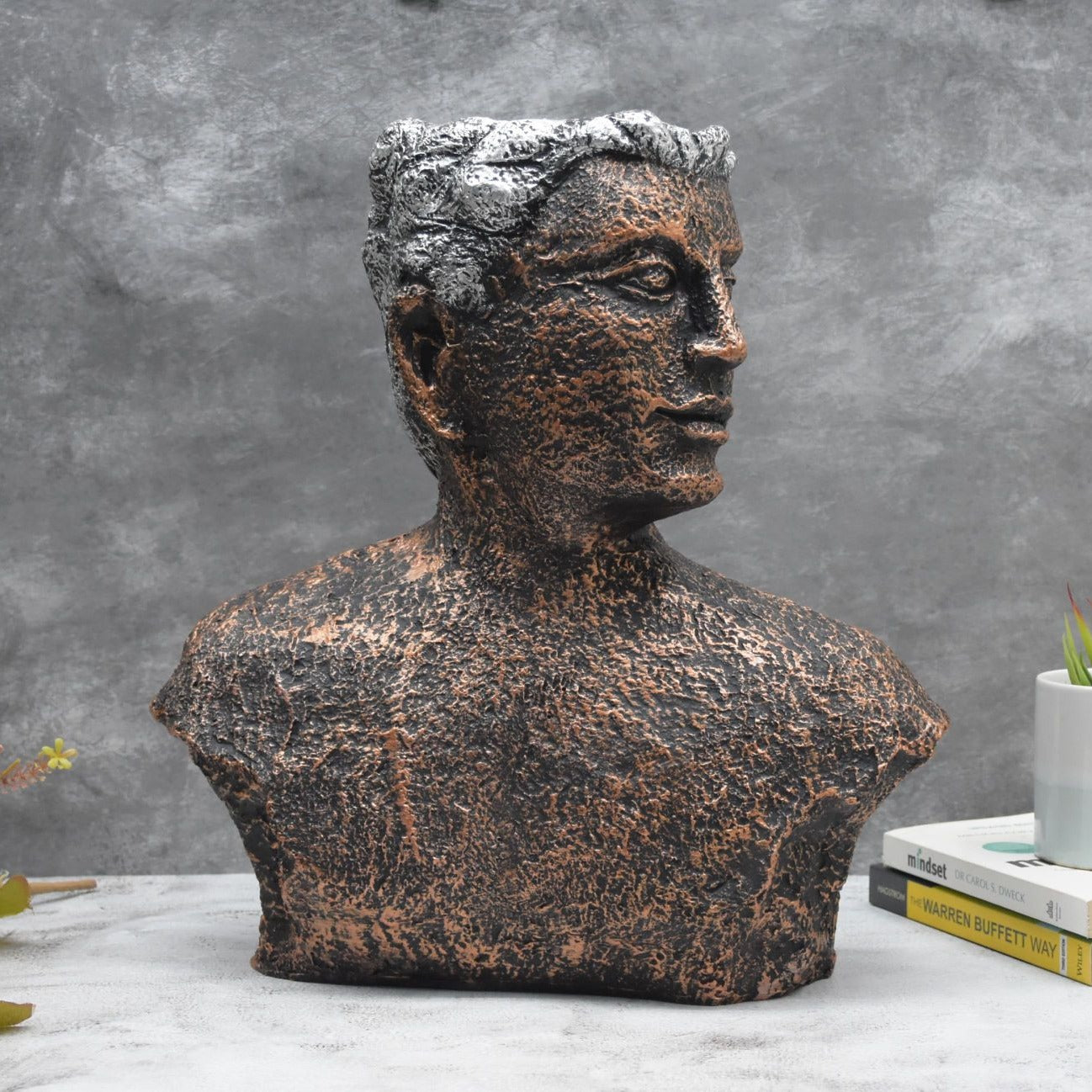 Metal Man Table Planter : Copper - Deczo