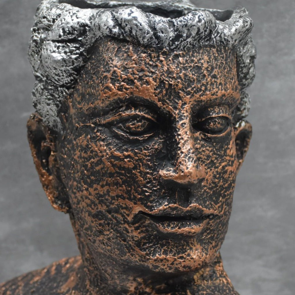 Metal Man Table Planter : Copper - Deczo