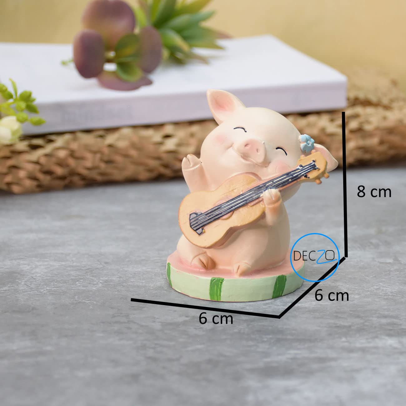 Cute Pig Playing Violin Miniature