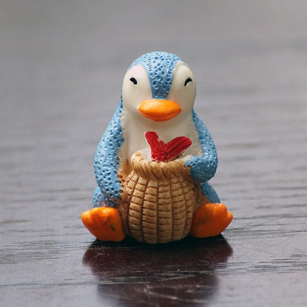 Sitting Penguin is for your ideal miniature garden - Deczo