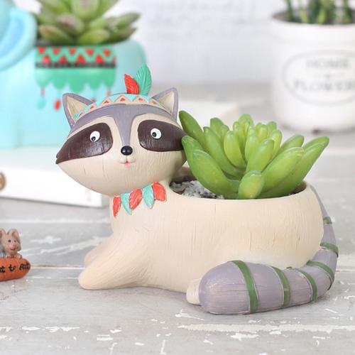 Cute Tribal Raccoon Resin Succulent Pot - Deczo