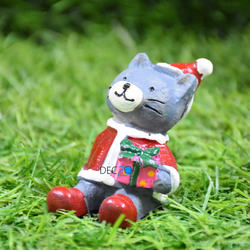 Miniature Cat as Santa, Christmas, Anniversary, Garden, Table, Gift, Dashboard