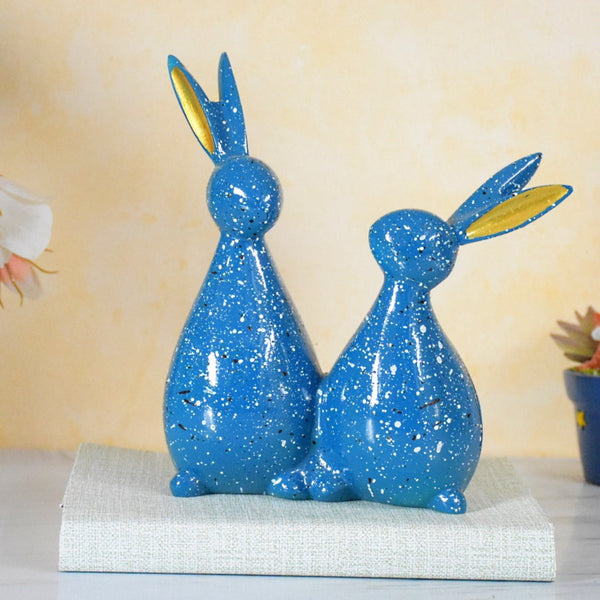 Rabbit Couple Statue