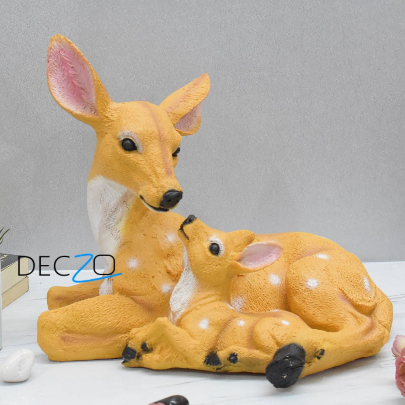 Sitting Mother and Baby Deer Garden Decor - Deczo