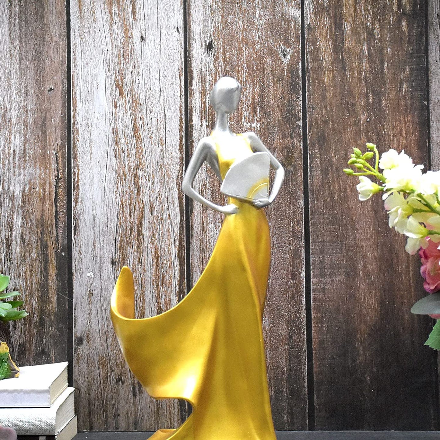 Luxury Lady wine bottle holder : Golden