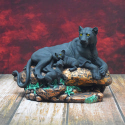 The Royal Family Showpiece - Deczo