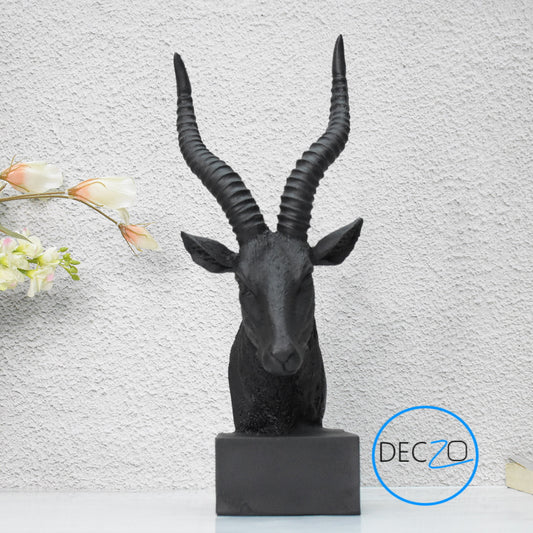 Majestic Deer Head Figurine : Black