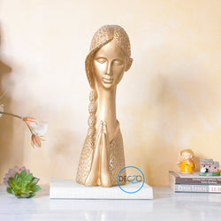 Welcome Lady Statue - Golden