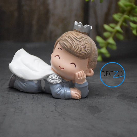 Flying Crown Boy Resin Showpieces - deczo