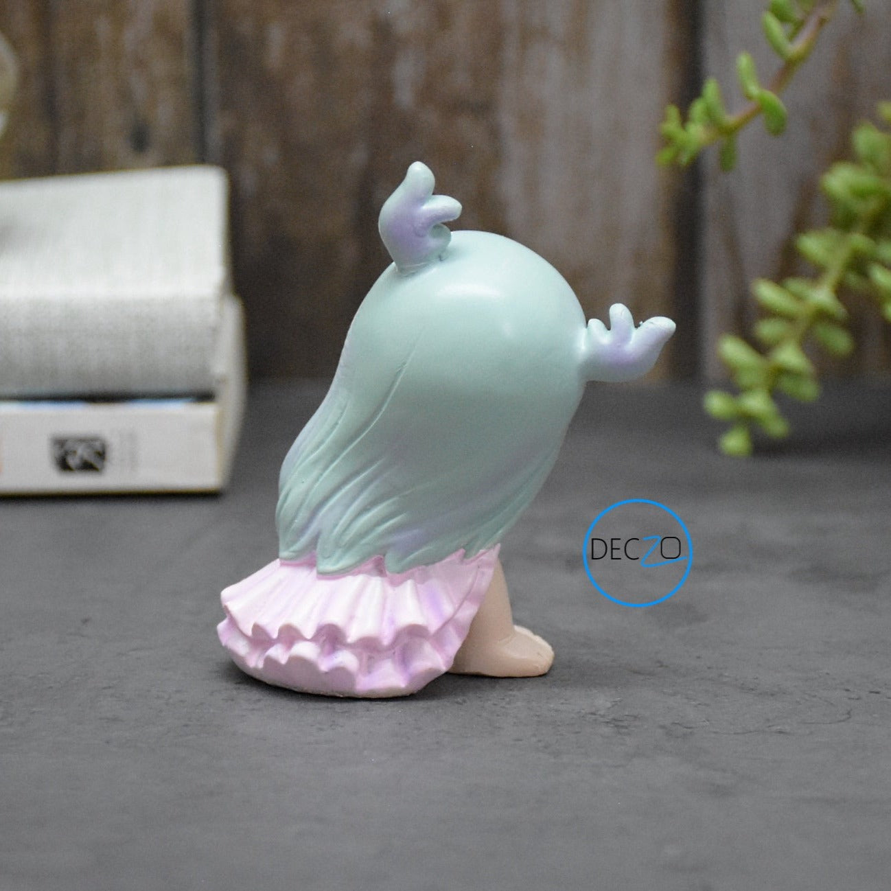 Miniature Sleepy Girl Resin Showpiece