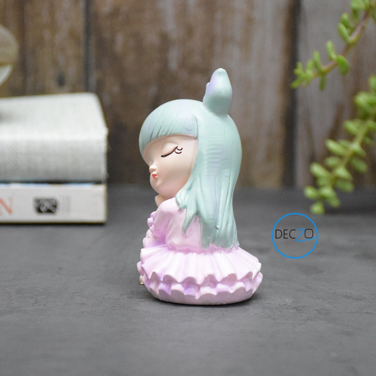 Miniature Sleepy Girl Resin Showpiece deczo 