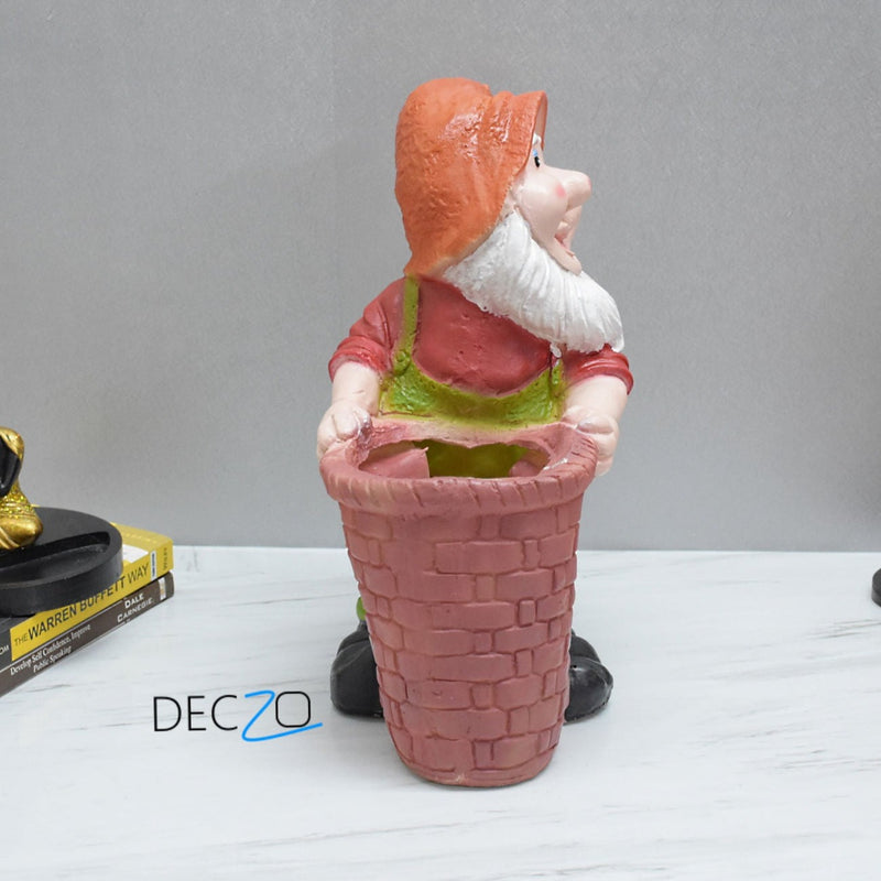 Standing Dwarf Planter - Deczo