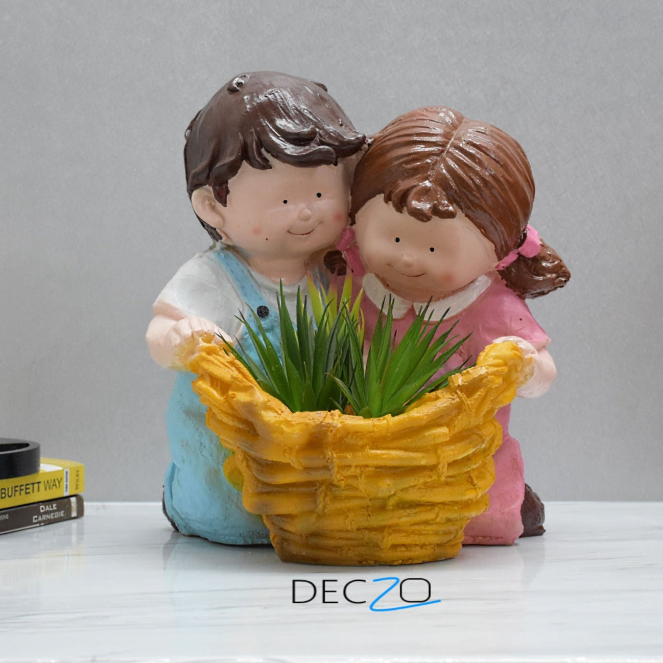 Sitting Cute Couple Planter - Deczo