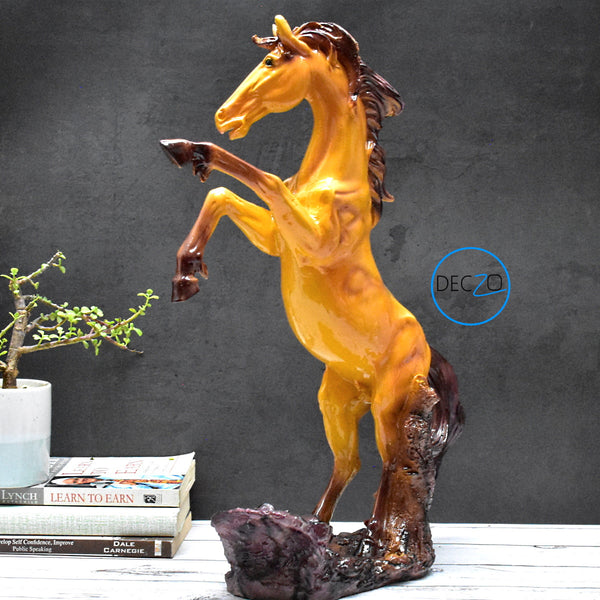 Sorrel Rearing Horse Showpiece - deczo
