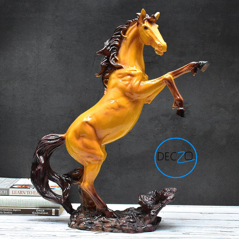 Sorrel Rearing Horse Showpiece - deczo