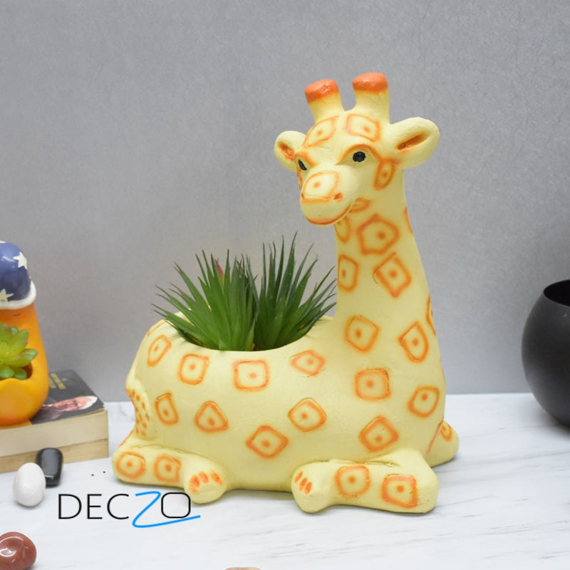 Large Sitting Giraffe Planter Pot - Deczo