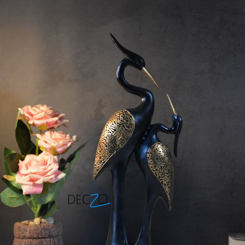 Kissing Pair of Swan Showpiece : Black - Deczo
