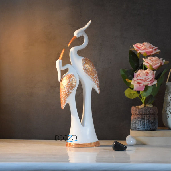 Kissing Pair of Swan Showpiece : White - Deczo
