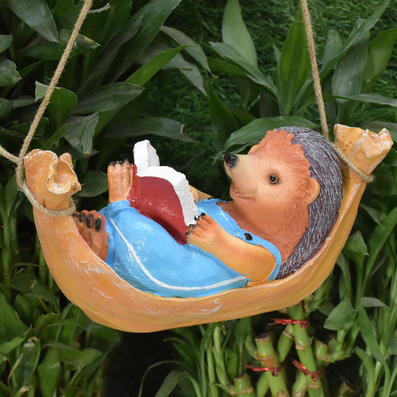 Hedgehog Reading Book Hanging Garden Decor