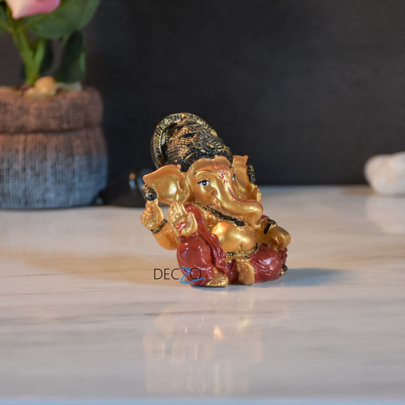 Blessing Mini Golden Ganesha Figurine - Deczo