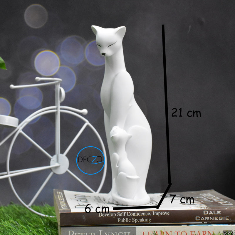 Mother Cat with Child Showpiece : White