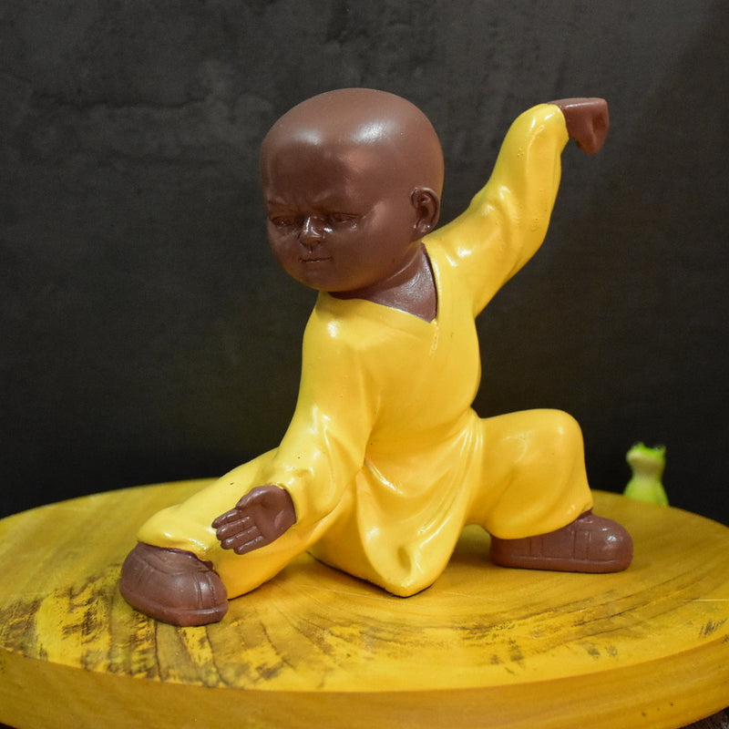Kung Fu Monk Decor (15x14x9 CM)