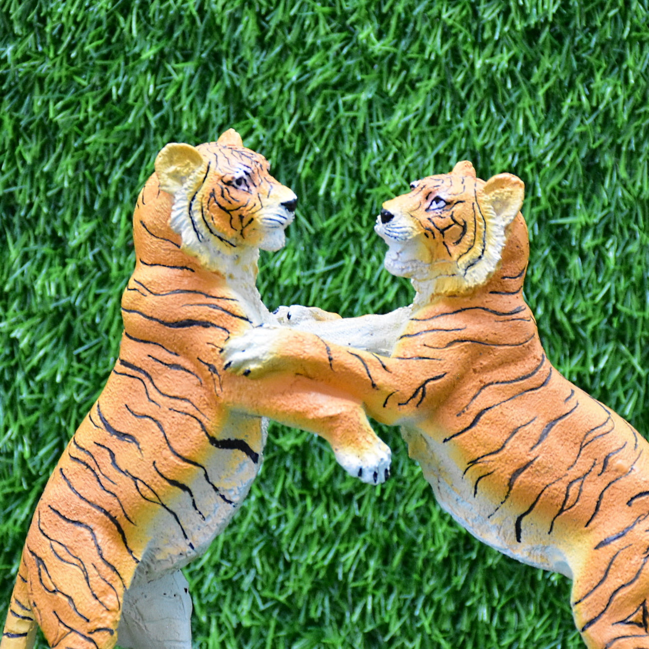 Playing Bengal Tiger  Pair Collectible Wild Cat Animal  Garden Decoration Figurine Statue