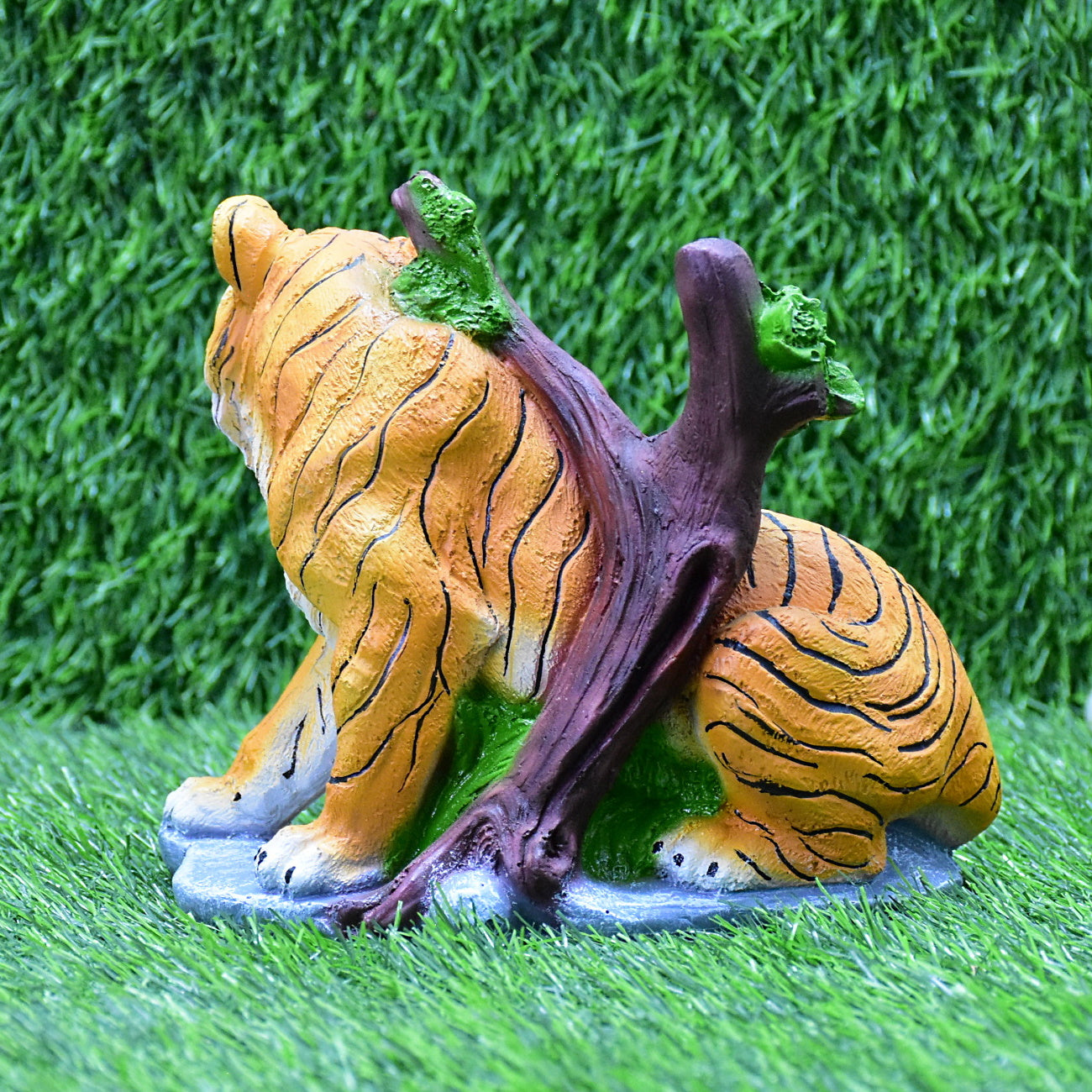 Resting Bengal Tiger Collectible Wild Cat Animal  Garden Decoration Figurine Statue