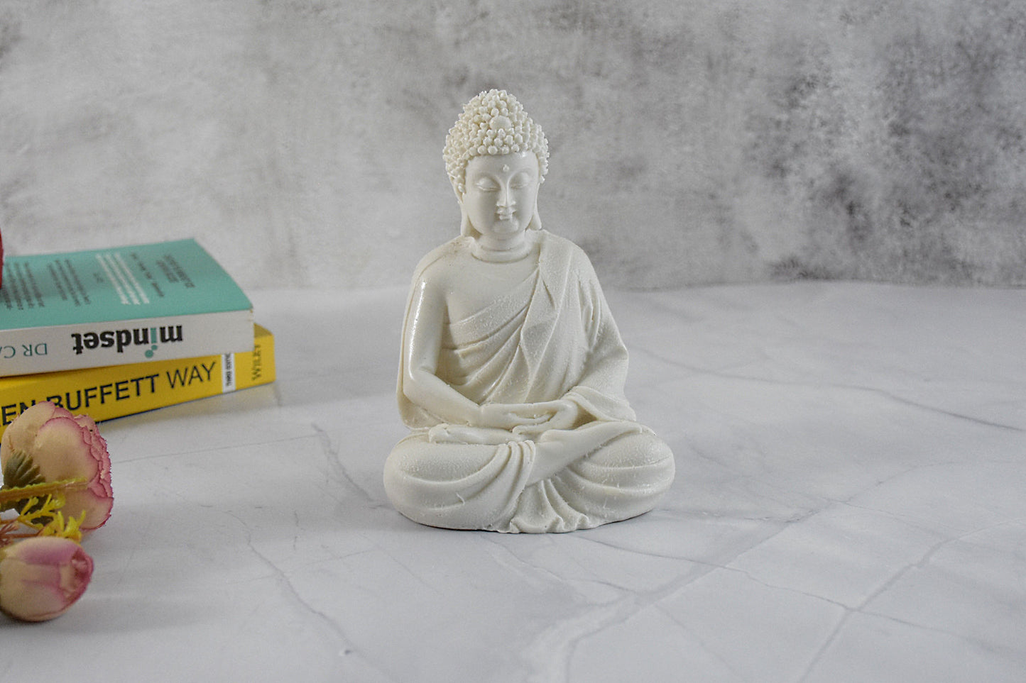 Meditating Buddha Polyresin Figurine, 14 cm - Deczo
