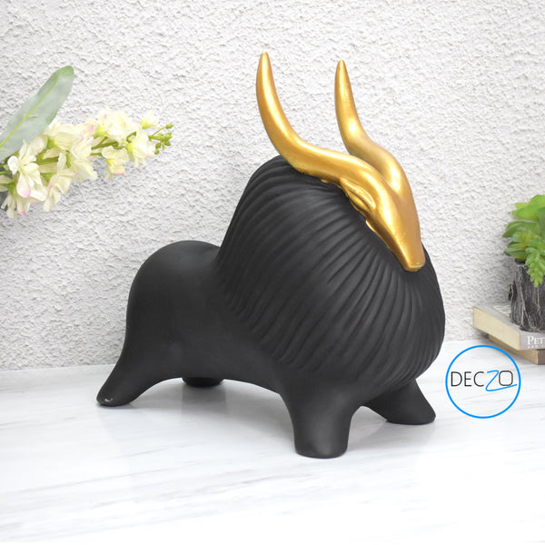 Black Yak with Golden Horn statue - deczo