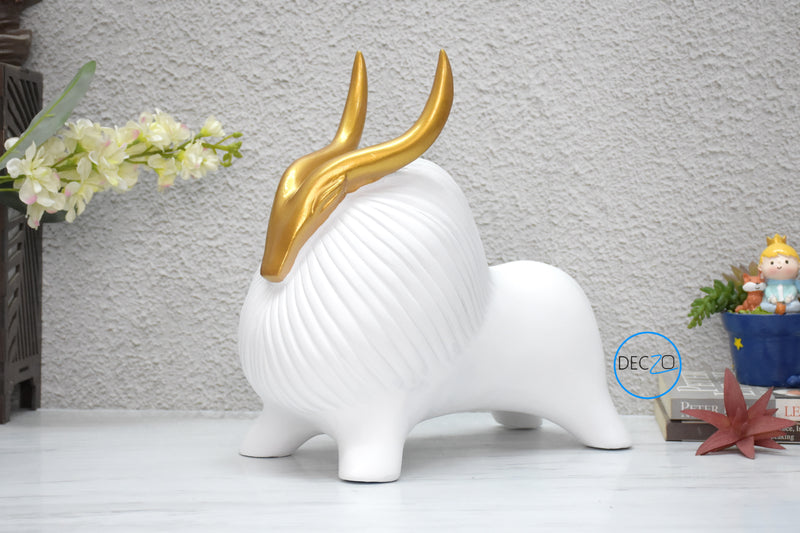 White Yak with Golden Horn statue - deczo