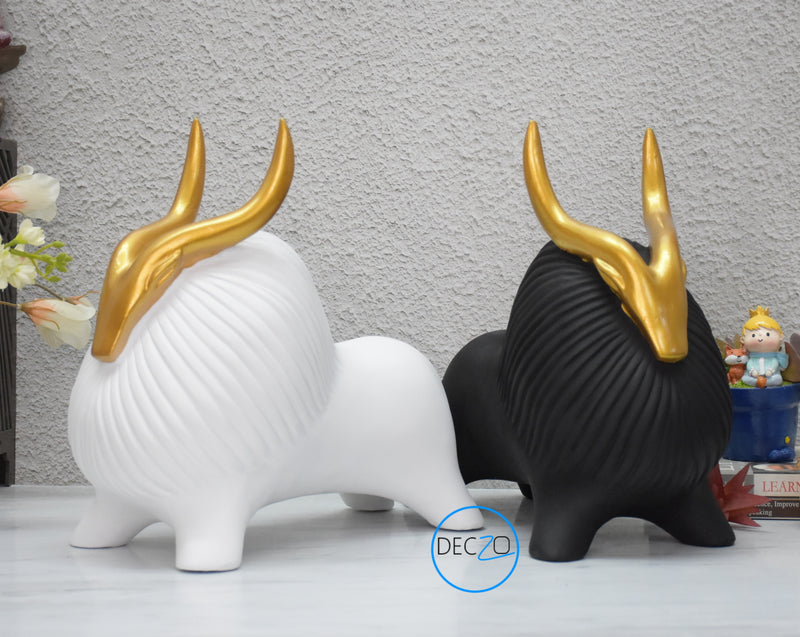White Yak with Golden Horn statue - deczo