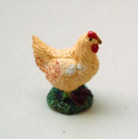 Hen Figurine Resin Miniature - Deczo