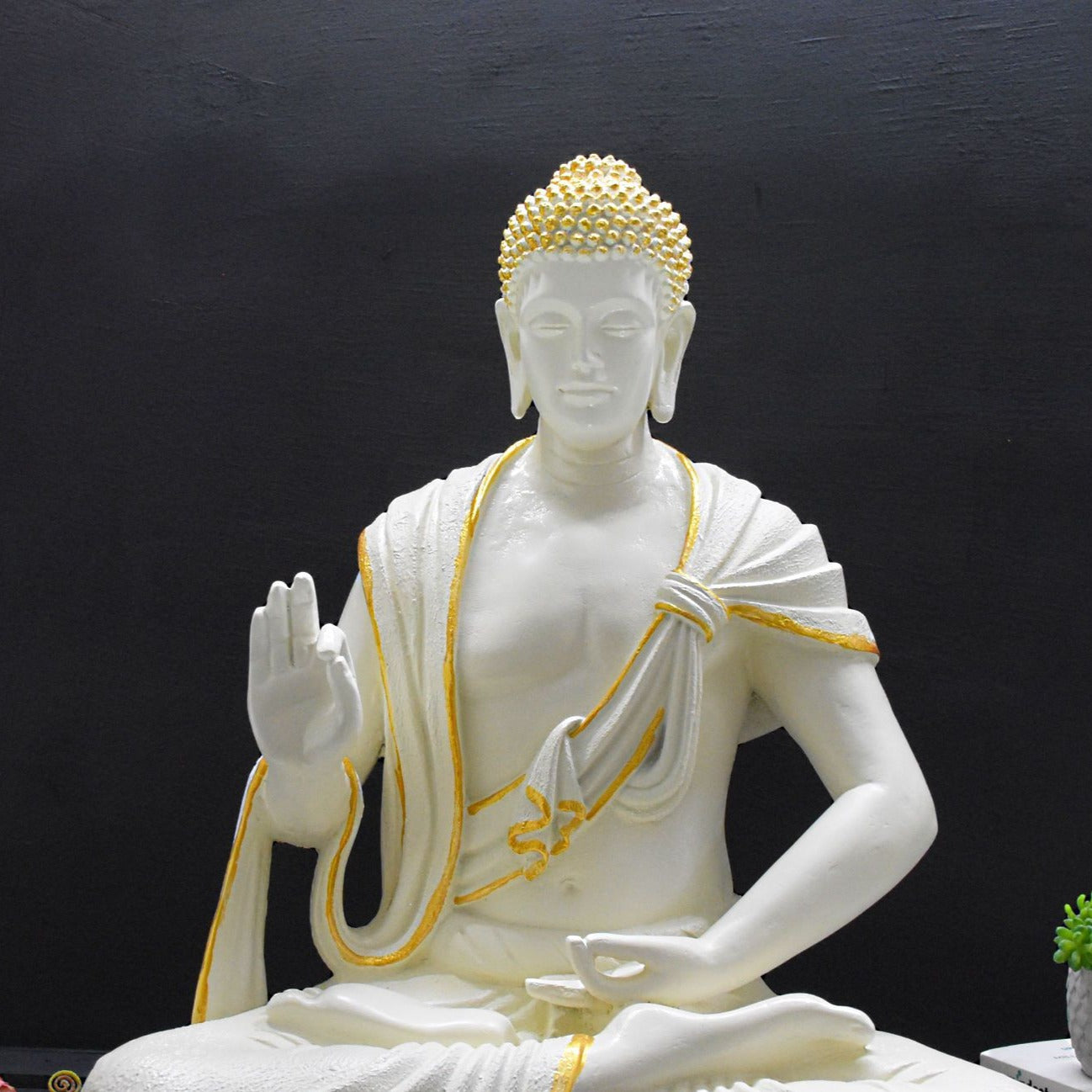 Divine Buddha : 2 Feet - Deczo