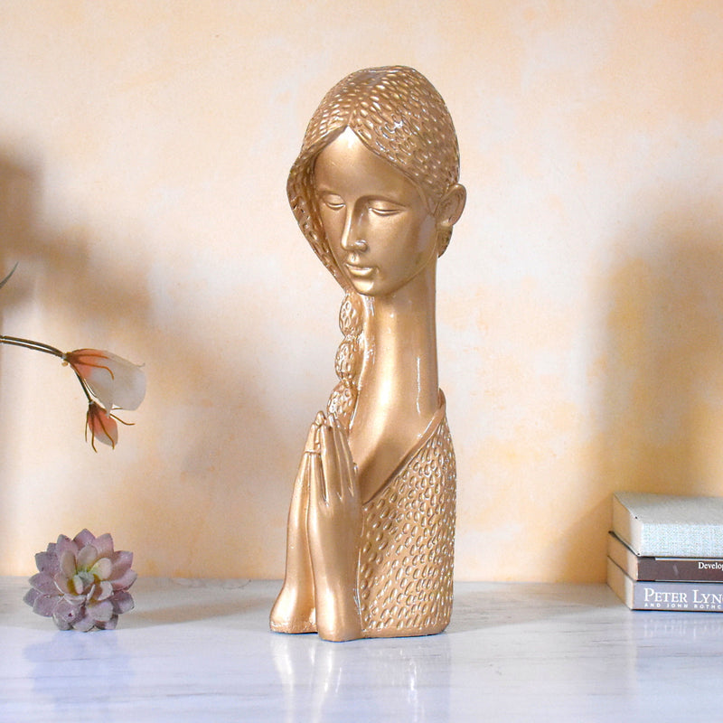 Welcome Lady Statue - Golden